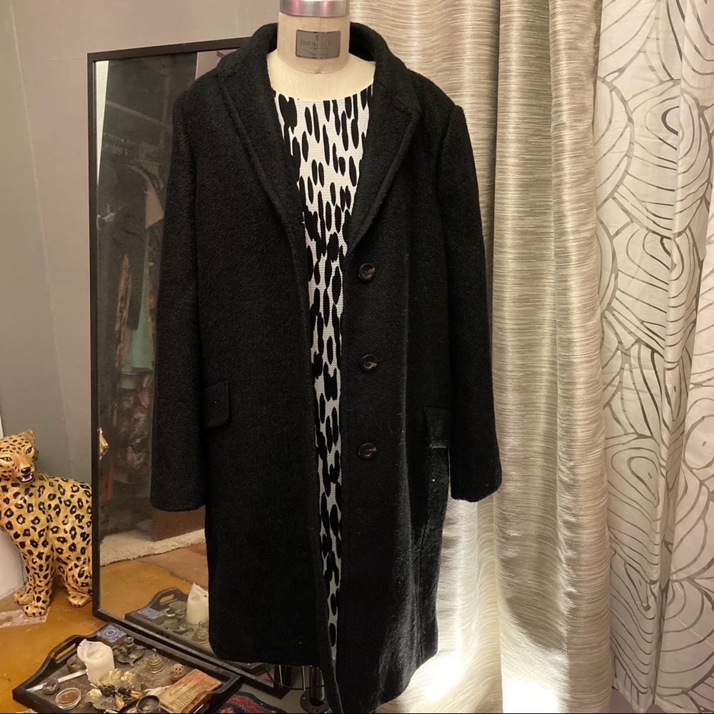 Ann Taylor Chesterfield Coat in Black